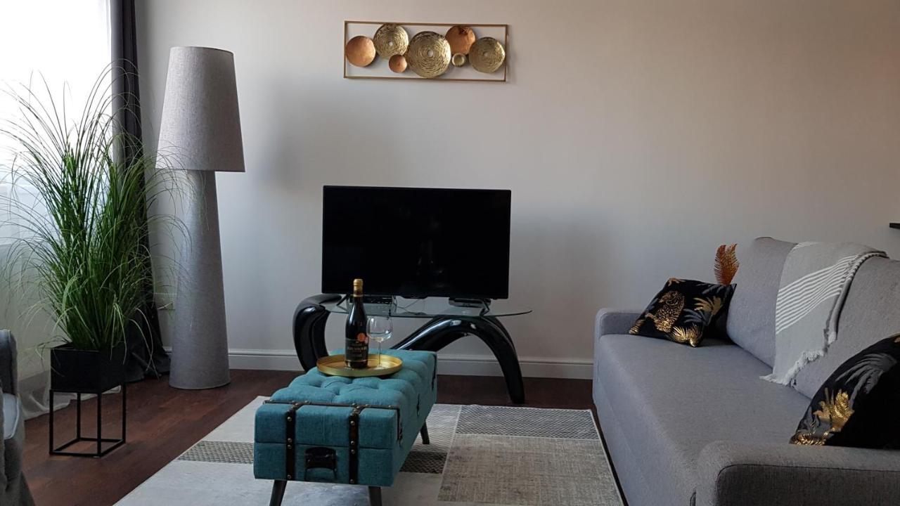 Boutique Apartman I エゲル エクステリア 写真