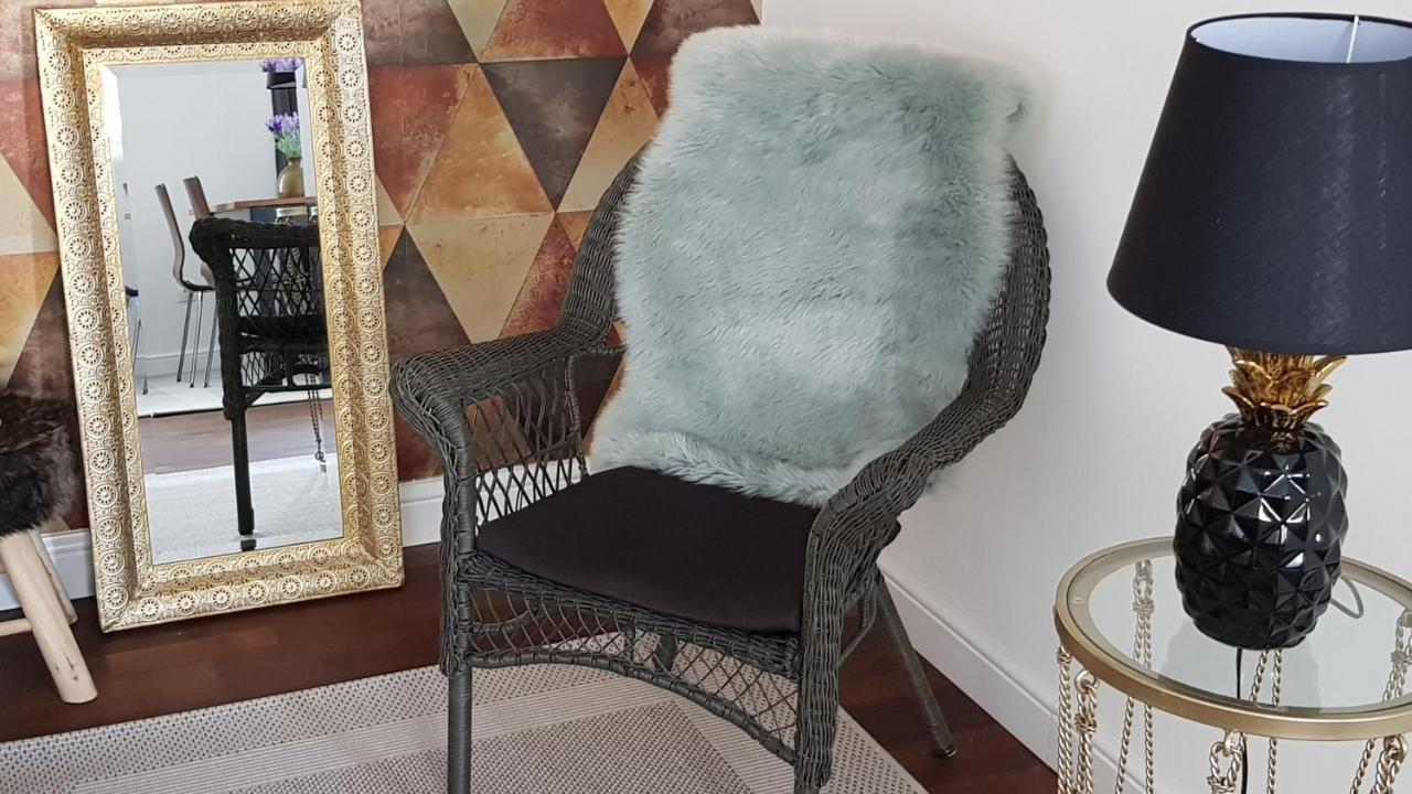 Boutique Apartman I エゲル エクステリア 写真